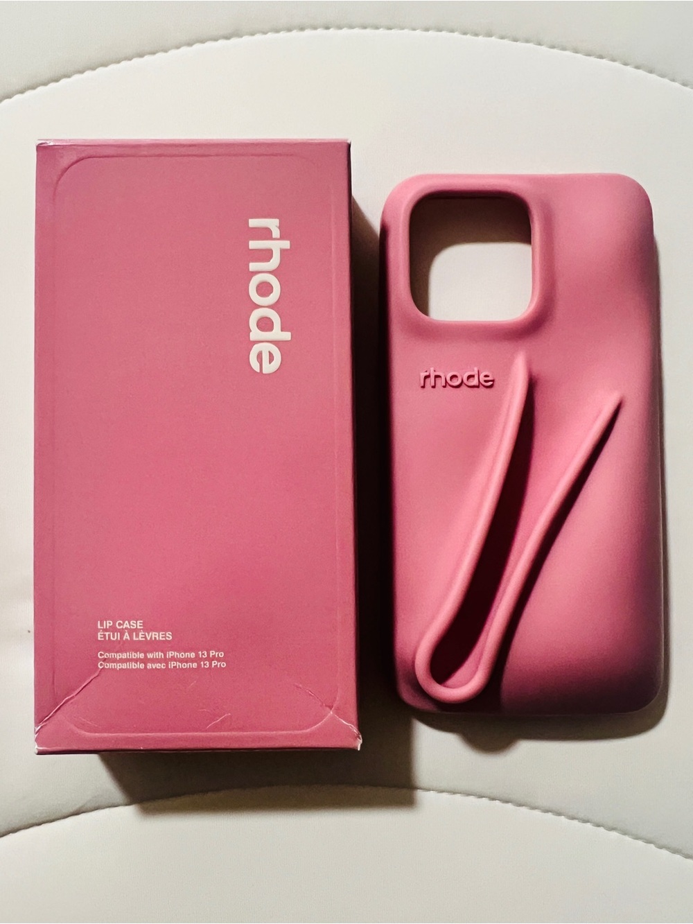 LNIB rhode iPhone 13 Pro Ribbon Peptide Lip Holder Silky Silicone Case - Picture 9 of 14